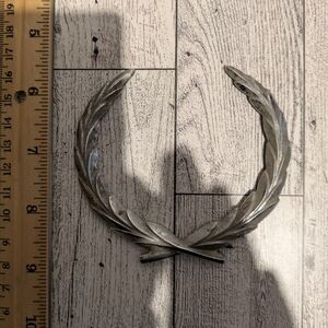 Cadillac Elegant Silver Car Emblem